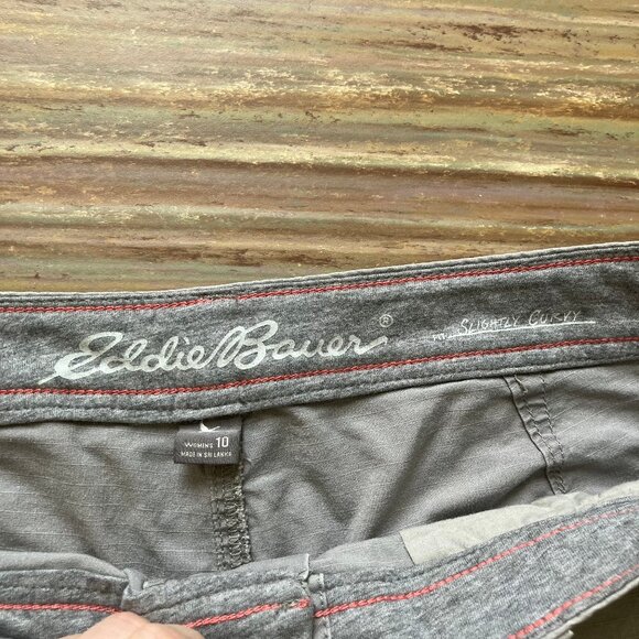 Eddie Bauer Utility Cargo Shorts Grey Ripstop Women's Slightly Curvy Fit - Picture 4 of 6